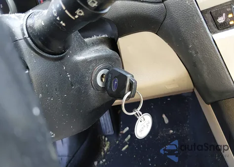 2017 Subaru Outback 2.5I Premium z USA, uszkodzony, nr VIN 4S4BSAHC3H3372395